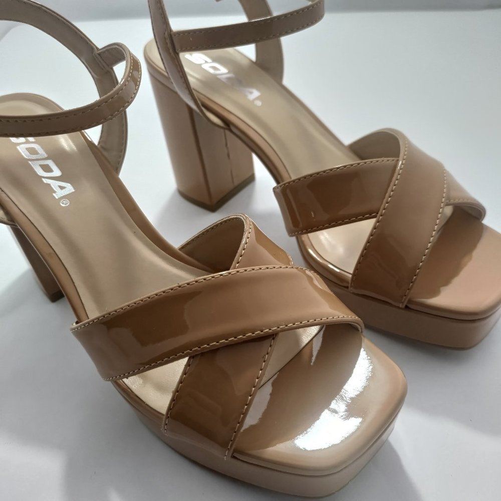 SLOPE-H Crisscross Platform Heels Tan